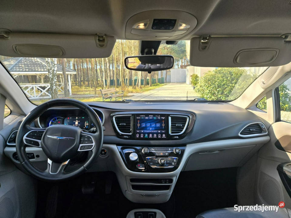 Chrysler Pacifica FVAT Pacifica Hybrid z 2018 gniazdo USB Białystok