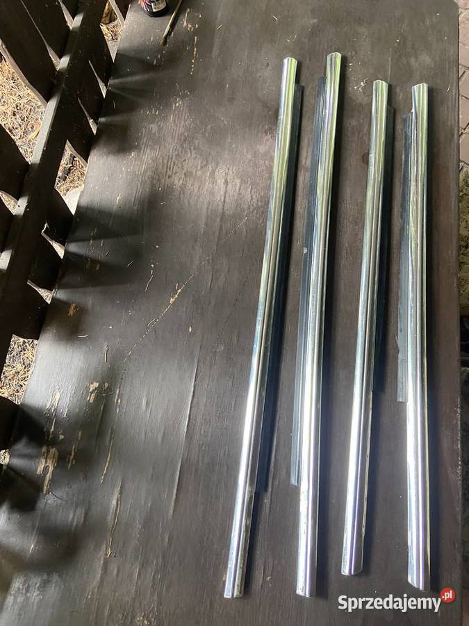 Listwy drzwiowe volvo 740 kpl Rok produkcji 1988 łódzkie Łódź