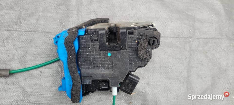 ZAMEK DRZWI PRAWY TYŁ HYUNDAI I30 II 81420A6000 Ruda Śląska