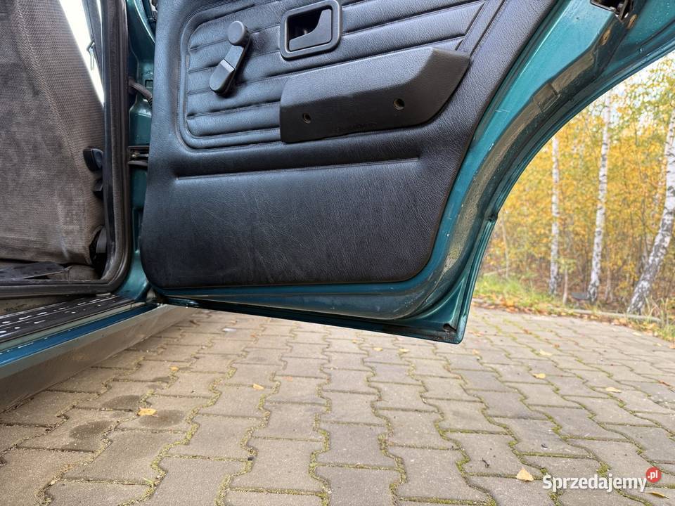 E30 Sprzedam zamienię 16 manualna Samochody osobowe Chorzów