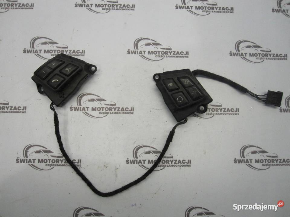 BMW E81 I E87 LIFT 10r przełączniki kierownicy sprzedam