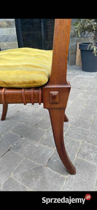 8 krzeseł z drewna orzechowego Kalisz