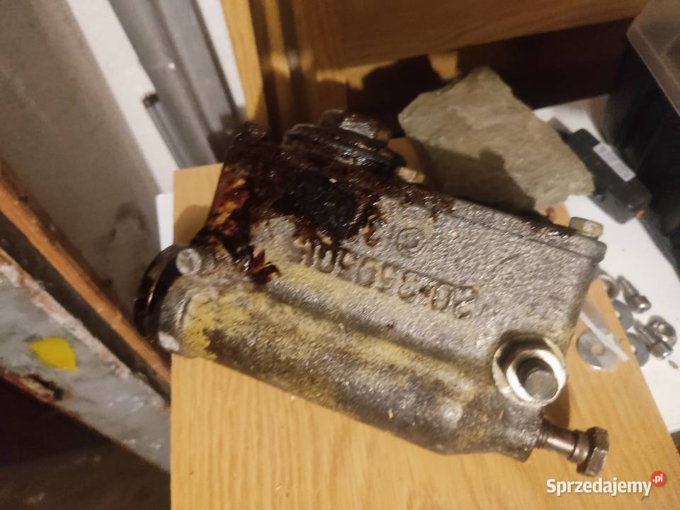 Pompa hamulcowa Syrena Łódź