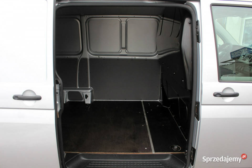 Volkswagen Transporter Długi 150 Kamera LED Rok produkcji 2021 Sokołów