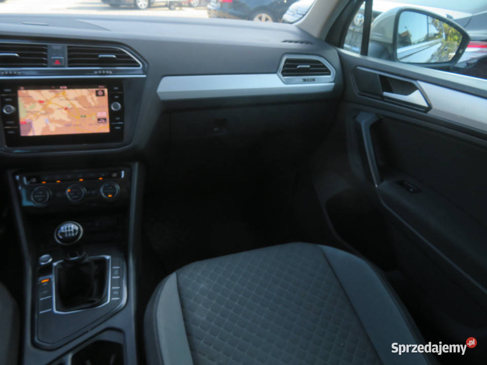 VW Tiguan 20 TDI czujnik parkowania Tiguan