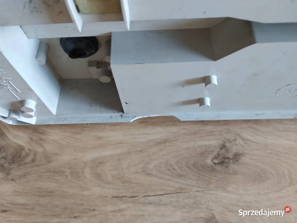 Podstawa grzałki przepływowego podgrzewacza wody Katowice