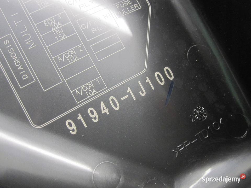 HYUNDAI I20 I 10r skrzynka bezpieczników