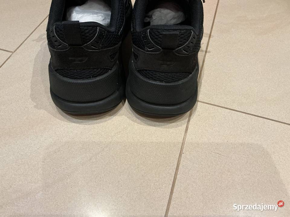 Sneakersy Czarne Męskie DIESEL 45 Nowe Nowa Sól