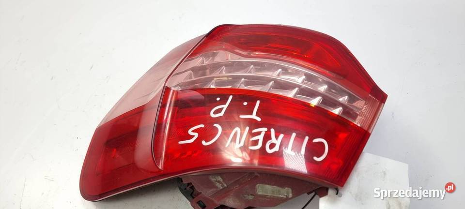 LAMPA PRAWA TYŁ CITROEN C5 9681063680