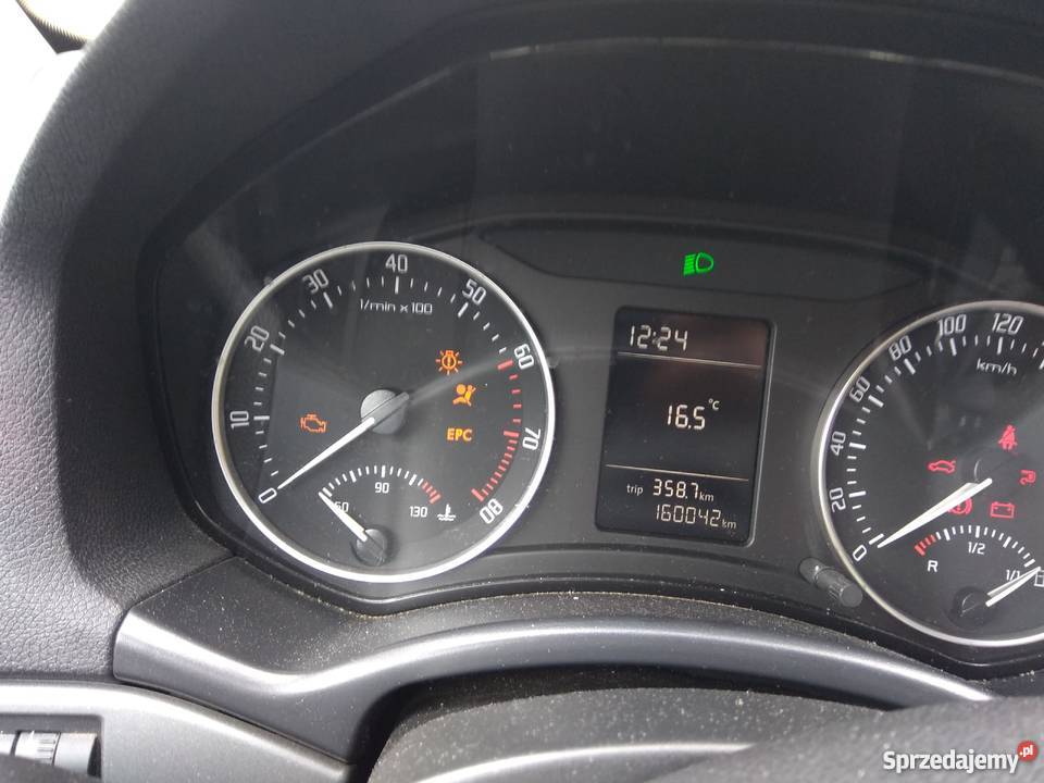 Skoda Octavia II FL 16 MPI LPG Uszkodzona kupiony w polskim salonie pomorskie Gdańsk