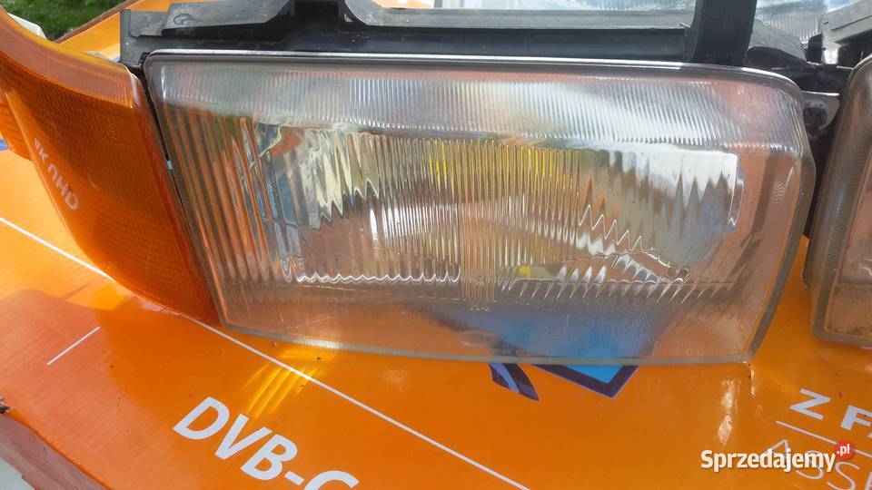 lampy przednie vw t4 orginalne Hella osobowe Elbląg