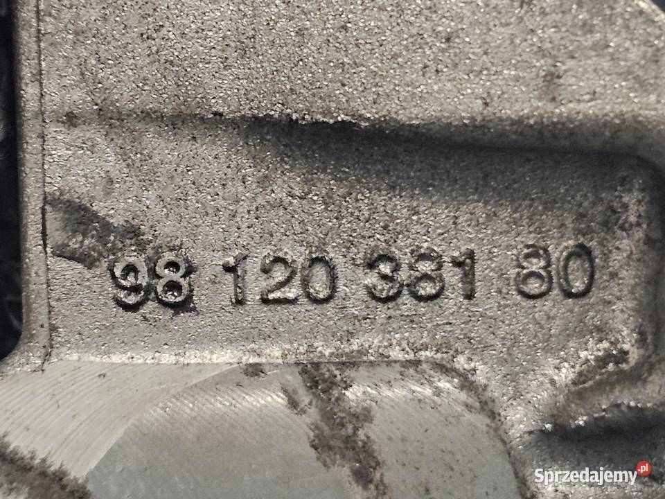 PEUGEOT 208 2008 C3 12 VTI HM01 13r łapa osobowe świętokrzyskie