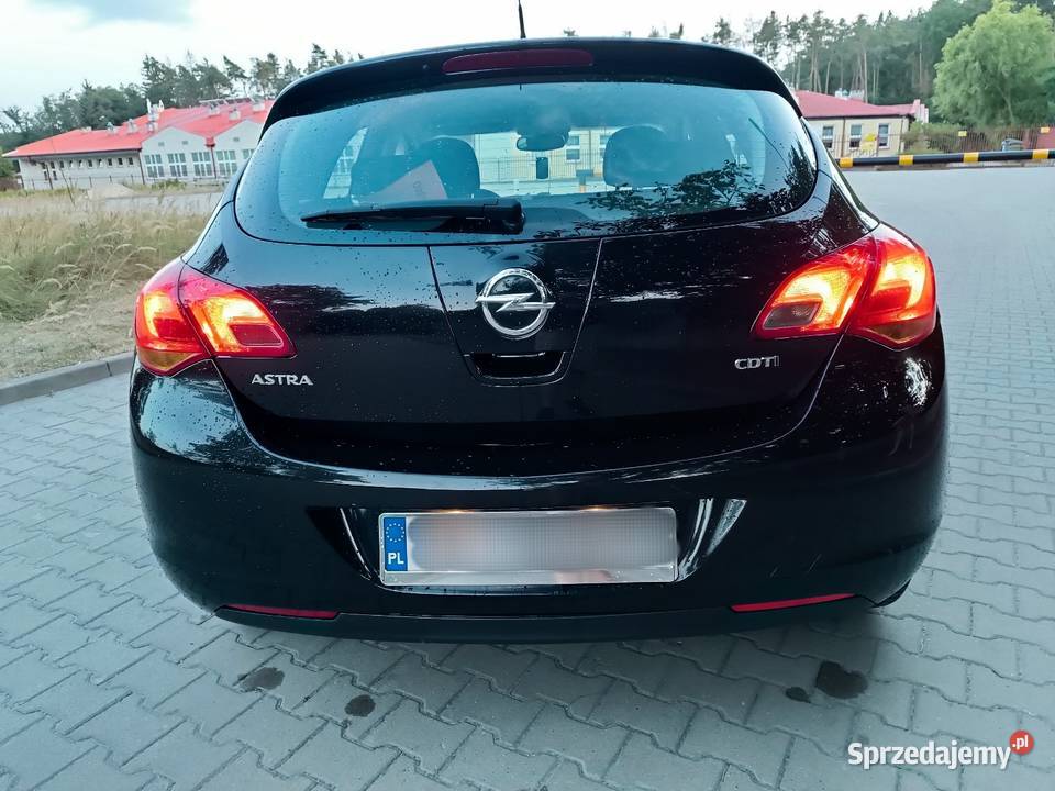 Opel Astra J 17 CDTi 110 2011 1 właściciel gniazdo AUX