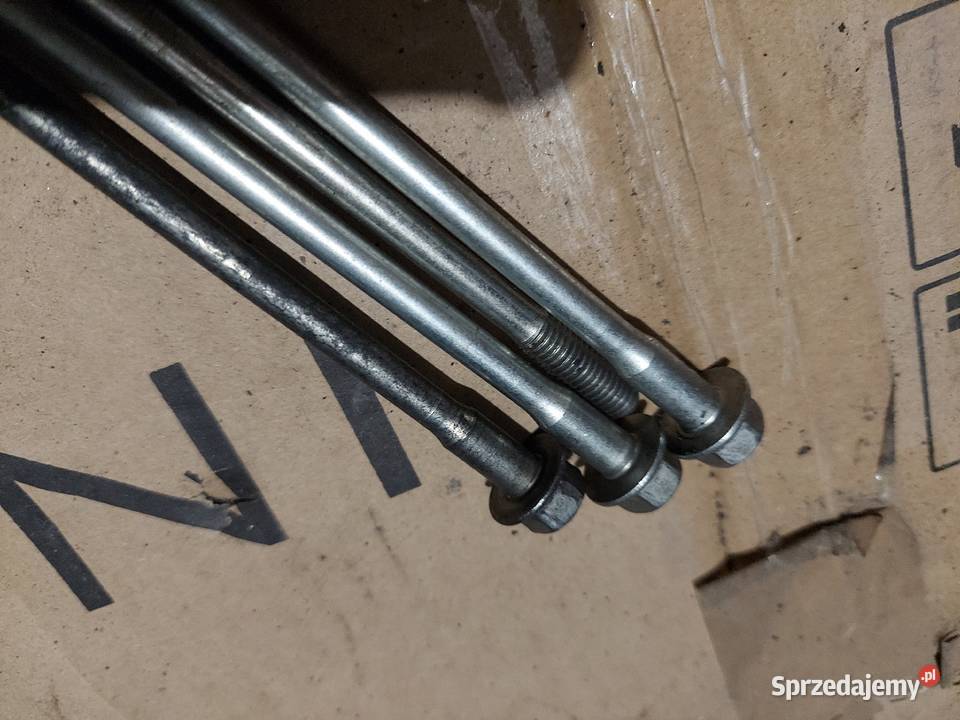 Yamaha YZF 125 szpilki głowicy cylindra śruby dolnośląskie Jelenia Góra sprzedam