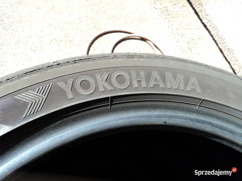 Opony semislick Yokohama ADVAN Neova AD08R 20545