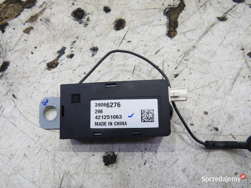 WZMACNIACZ ANTENY OPEL ASTRA V K 39066276 Pozostałe