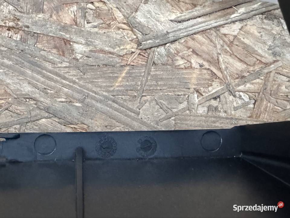 Wlot kanał powietrza przód renault twingo 3 III Rok produkcji 2021