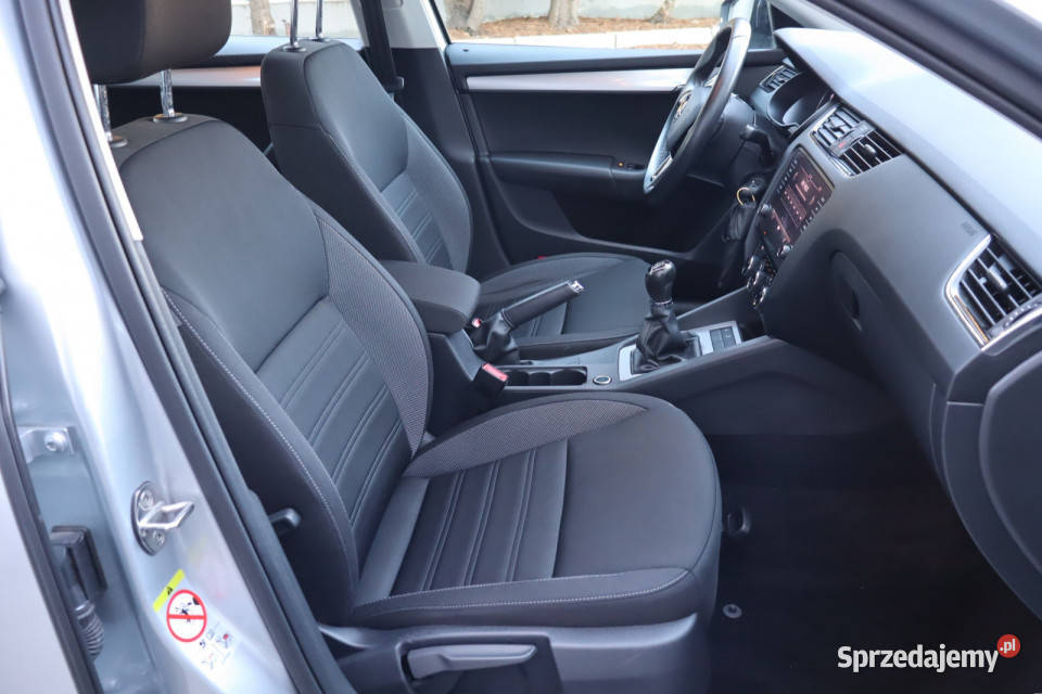 Skoda Octavia 15 TSI czujnik zmierzchu Zabrze