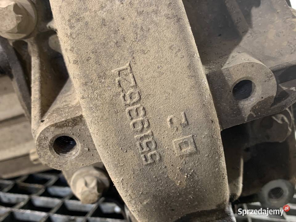 SKRZYNIA BIEGÓW OPEL CORSA D 55193621 13 90 0614 Skrzyni biegów sprzedam