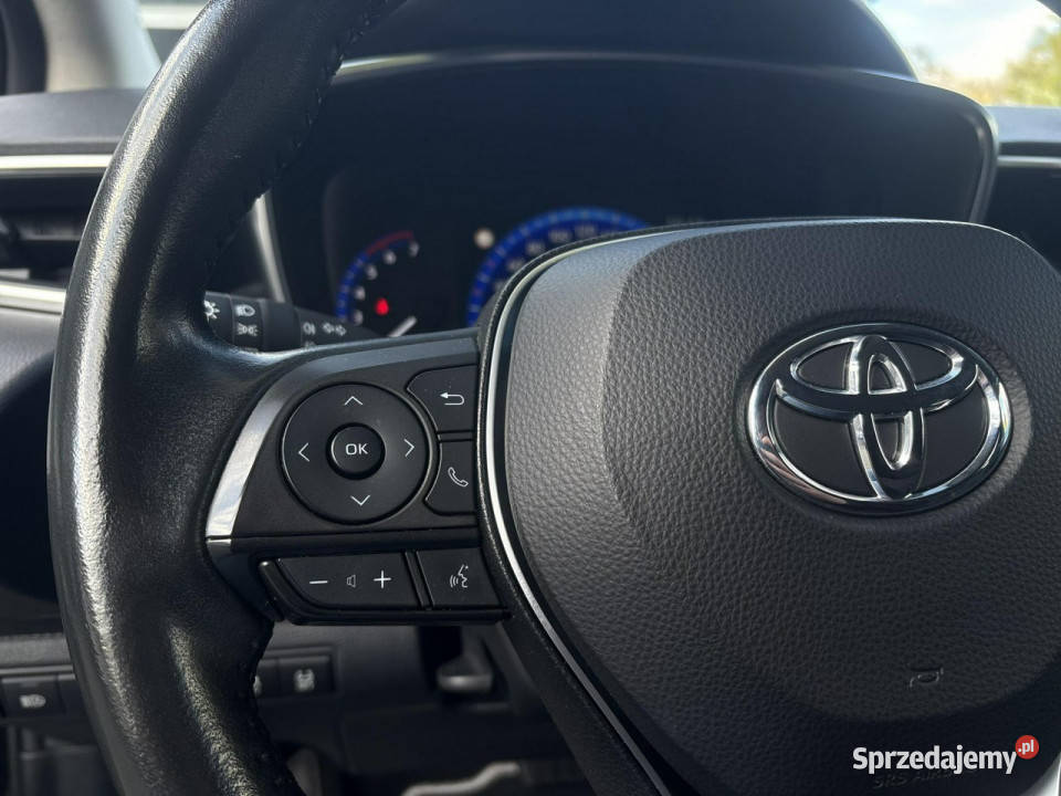 Toyota Corolla 18 Hybrid 122 COMFORT TECH salon Warszawa
