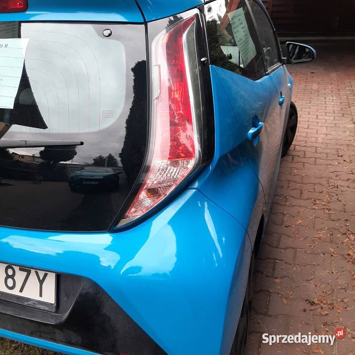 Toyota Aygo II 2018 Smerfeta szybka zwrotna Kielce sprzedam