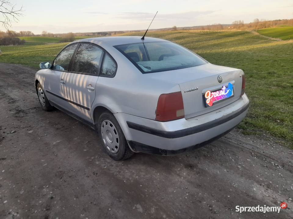 Passat b5 18 b gaz 125 Mrągowo sprzedam