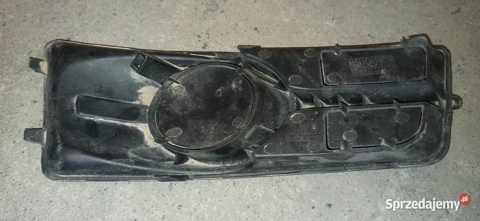 KRATKA Colt LISTWA ZDERZAKA LEWA 6402A165 OE Sosnowiec