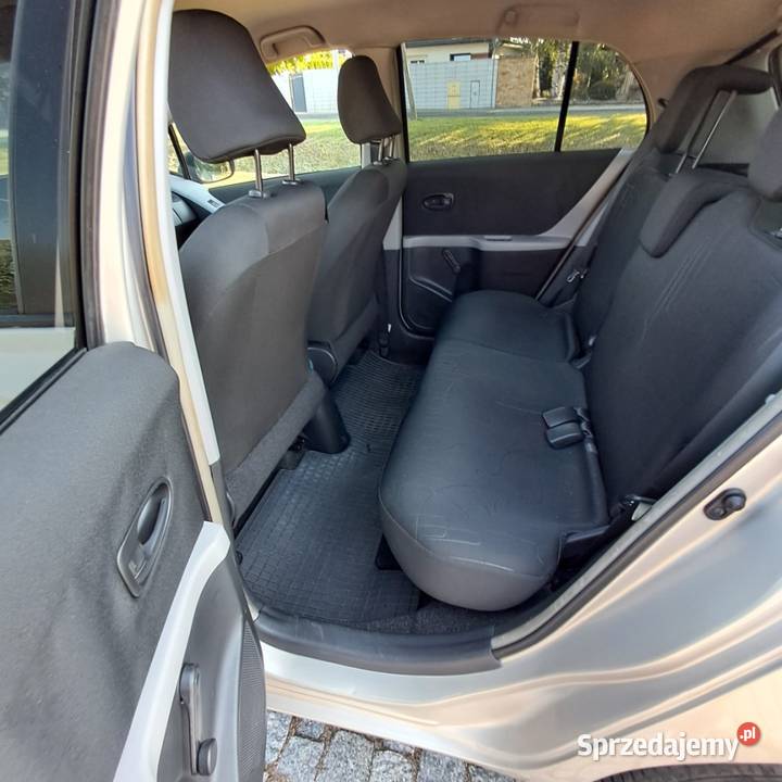 toyota yaris 133 polski salon Kalisz sprzedam