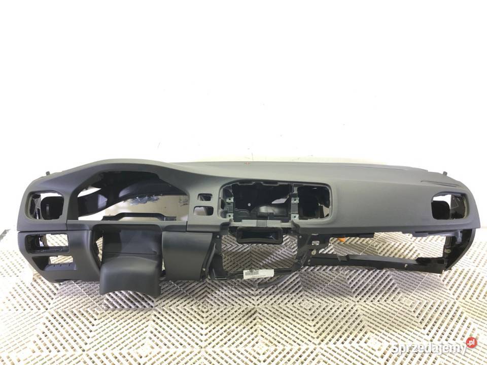 KOKPIT VOLVO V60 I Kombi 1018 KONSOLA DESKA