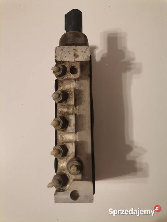 MercedesBenz OE A2203200258 zawór zawieszenia osobowe Choszczno sprzedam