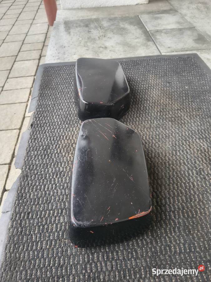 Boczki schowki boczne czarne Jawa cz 175 350 Pozostałe sprzedam