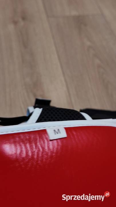 Zestaw treningowy MMA rękawice Venum kask sprzedam