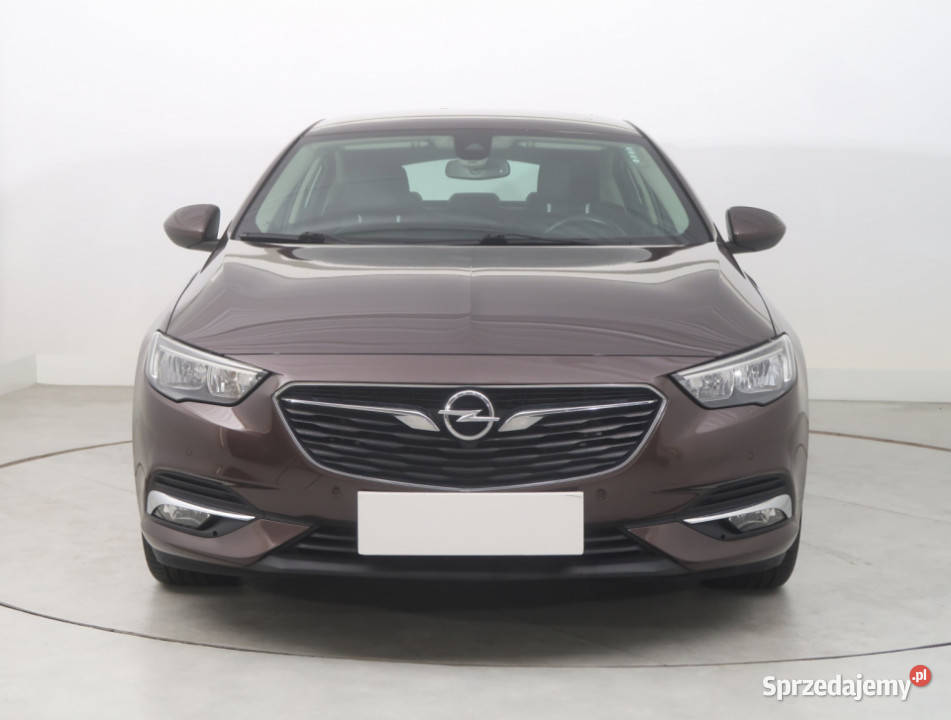 Opel Insignia 15 Turbo manualna