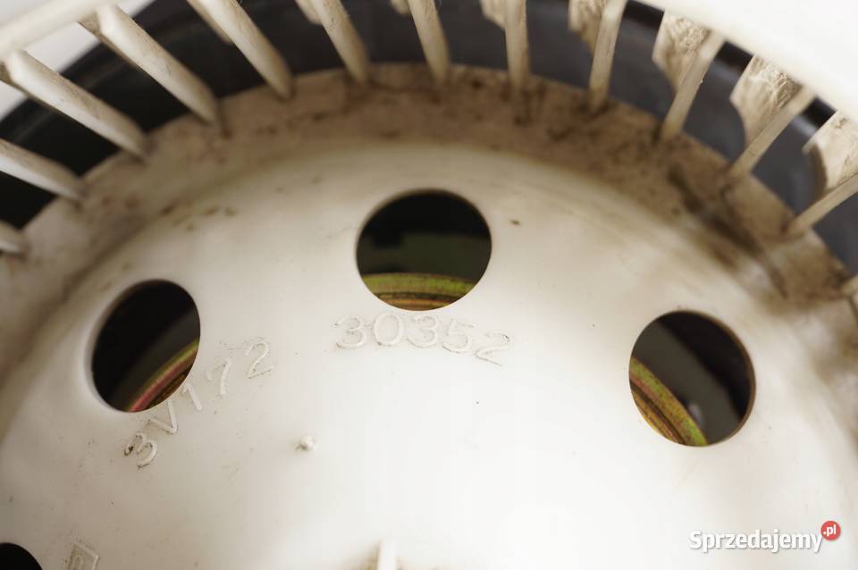 WENTYLATOR DMUCHAWY NAWIEWU INFINITI FX35 FX45 osobowe Nowy Tomyśl sprzedam