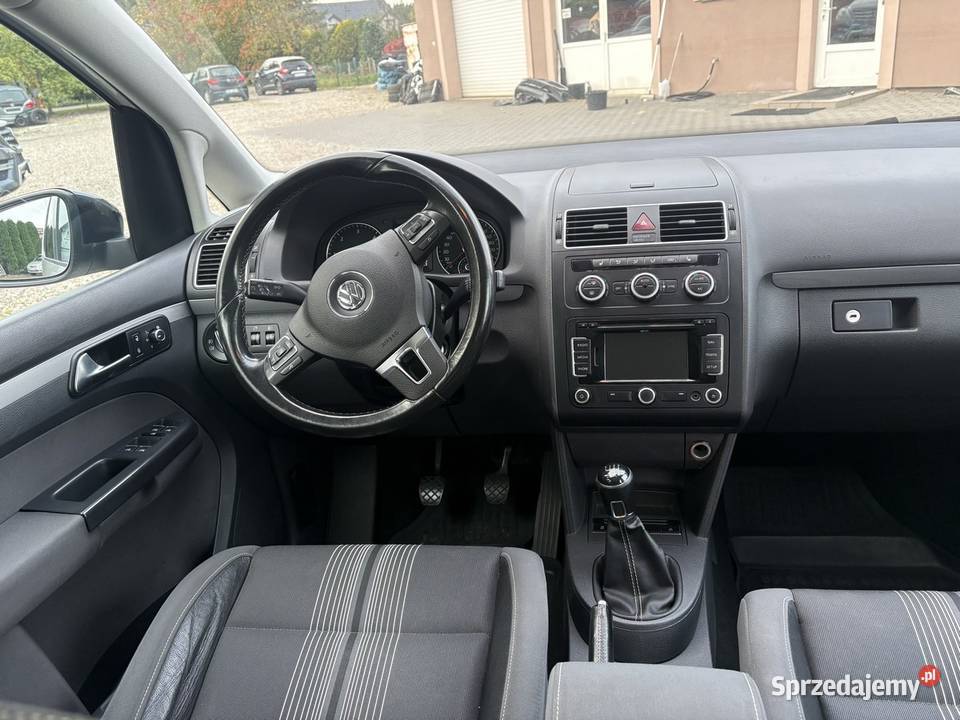 Volkswagen Touran 16 TDI 105 Panorama Nawigacja Touran Dolna Grupa