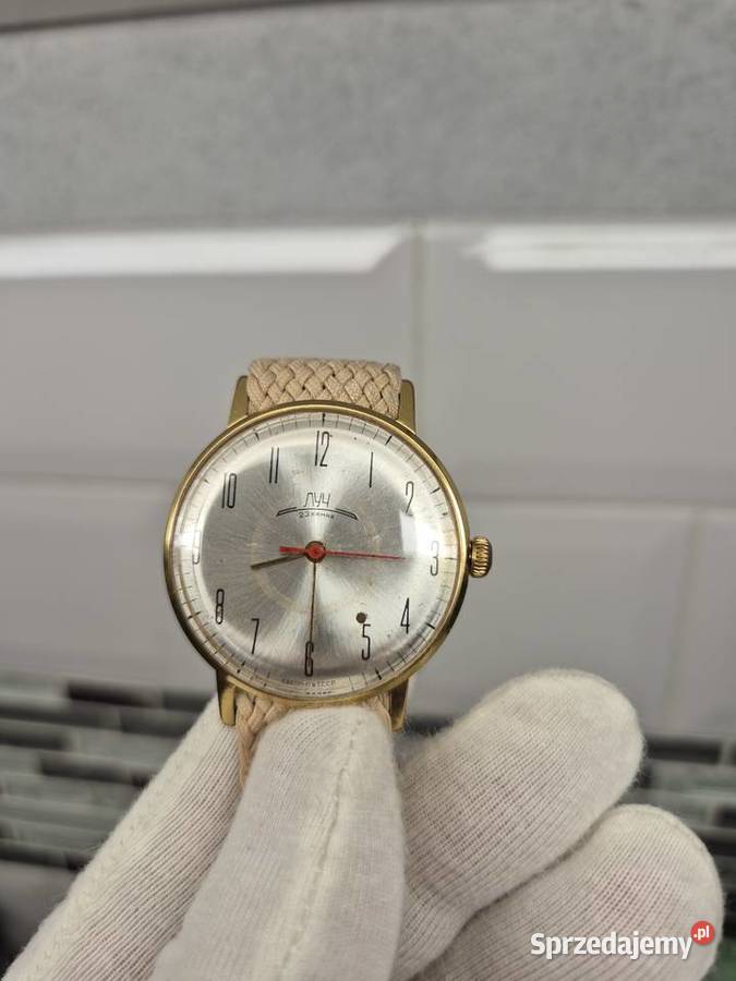 Zegarek złocony Łucz slim garniturowiec