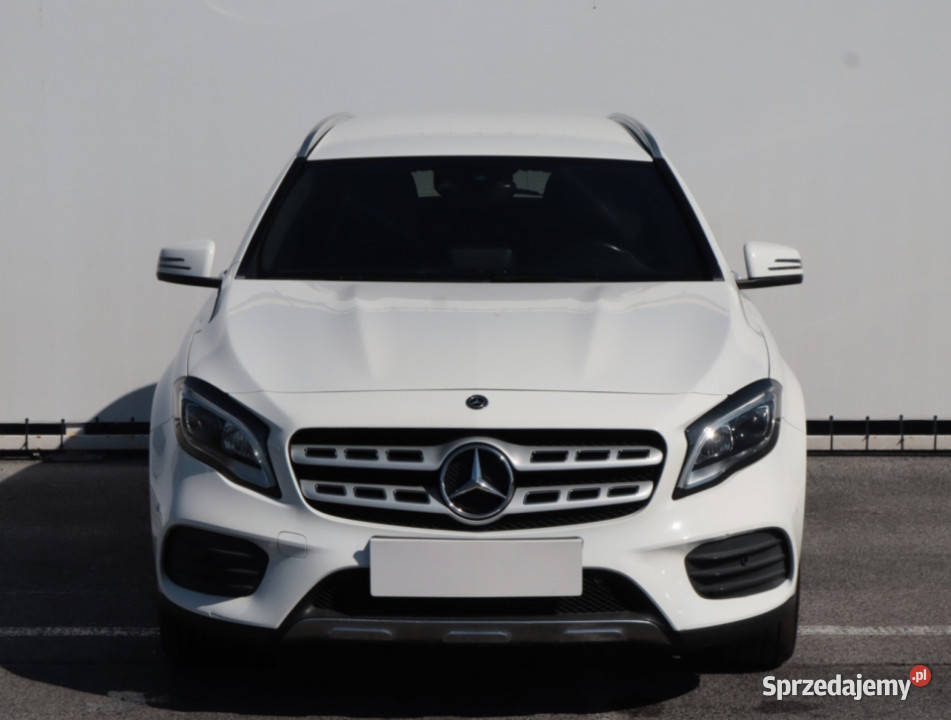 Mercedes GLA GLA 220 4MATIC Rok produkcji 2017 sprzedam
