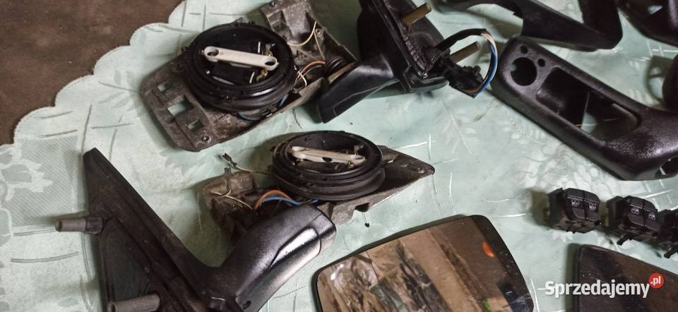 Zestaw elektrycznych lusterek golf III Biała