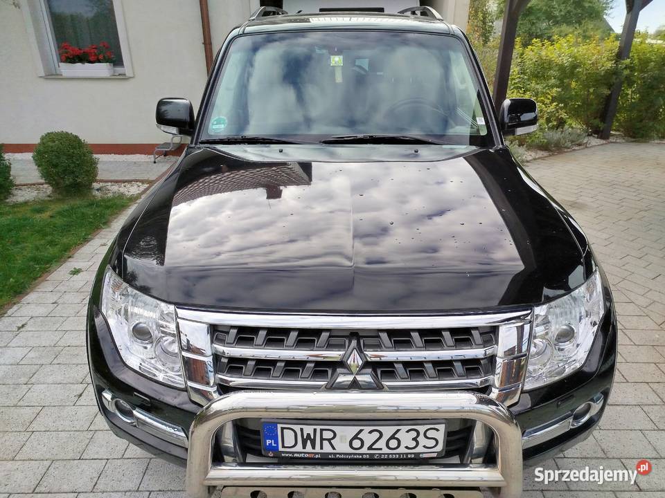 Mitsubishi Pajerojasne skóryFaktura VAT Wrocław