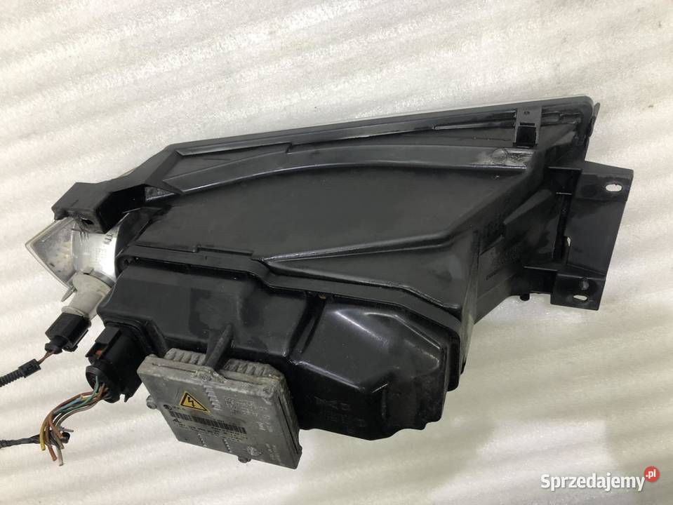 LAMPA PRAWY PRZÓD 1U1941016G XENON SKODA OCTAVIA osobowe