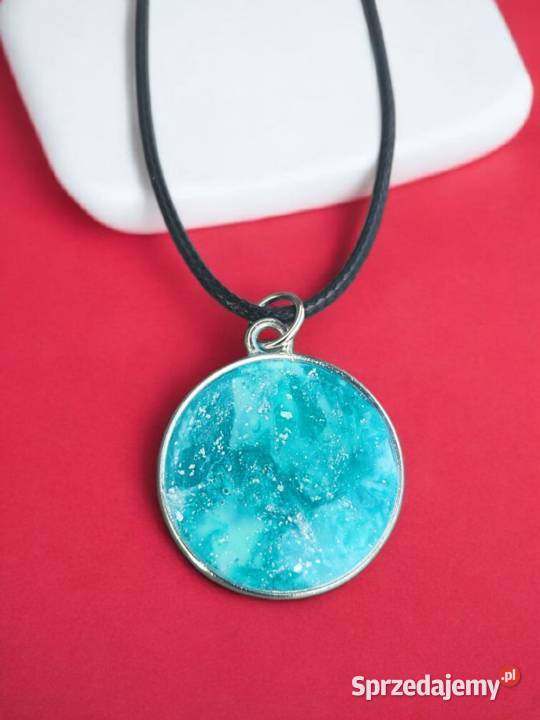 Turkusowy Ręcznie Robiony Wisiorek z Żywicy Sanok sprzedam