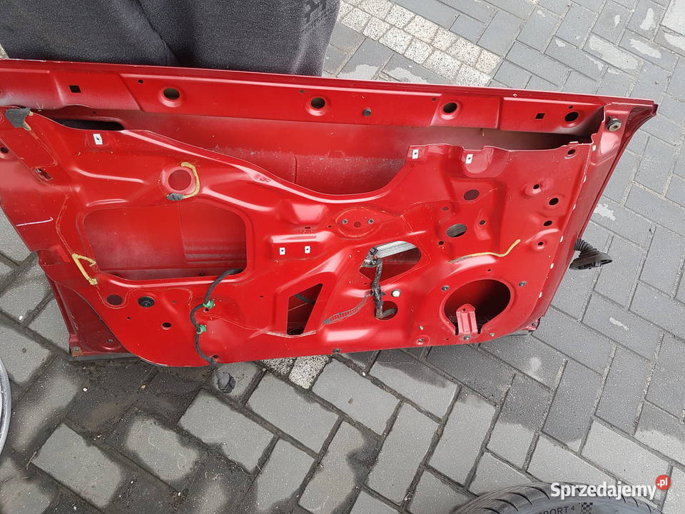 AUDI A4 B7 DRZWI PRAWE PRZOD POSZYCIE PRAWE Turek