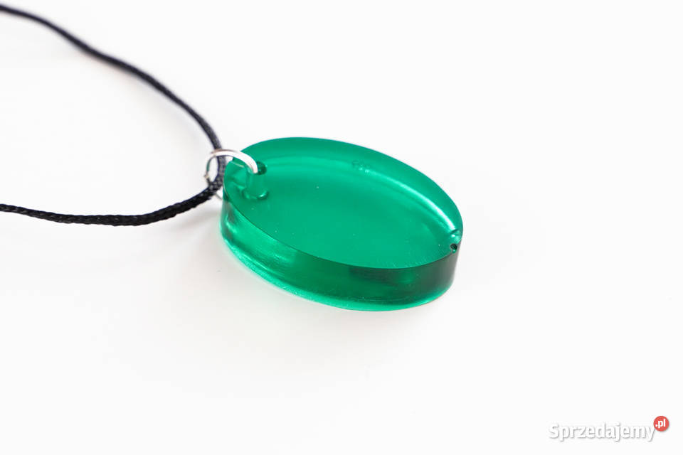 Owalny zielony wisiorek z żywicy 25 ręcznie Warszawa