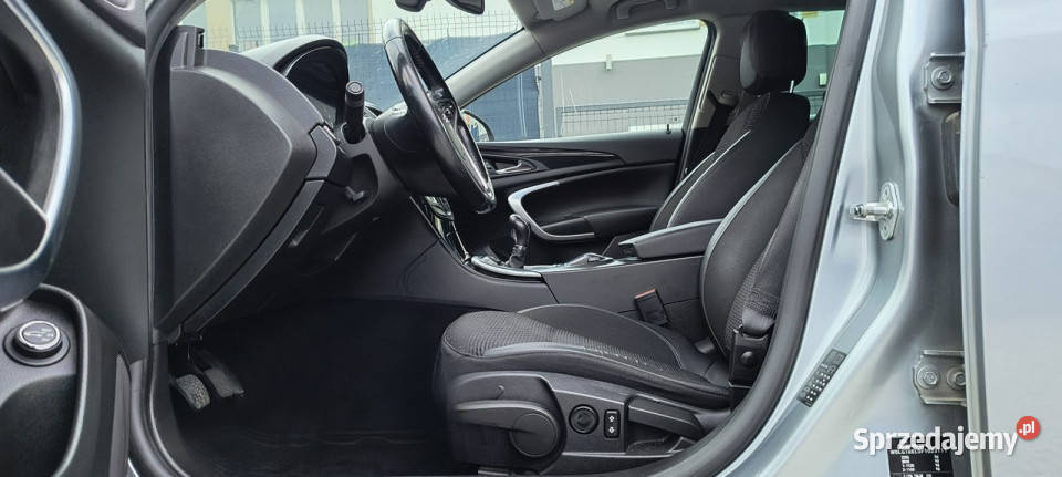 Opel Insignia LIFT Nawigacja Salon BiKsenon ALU czujnik parkowania kujawsko-pomorskie Bydgoszcz sprzedam