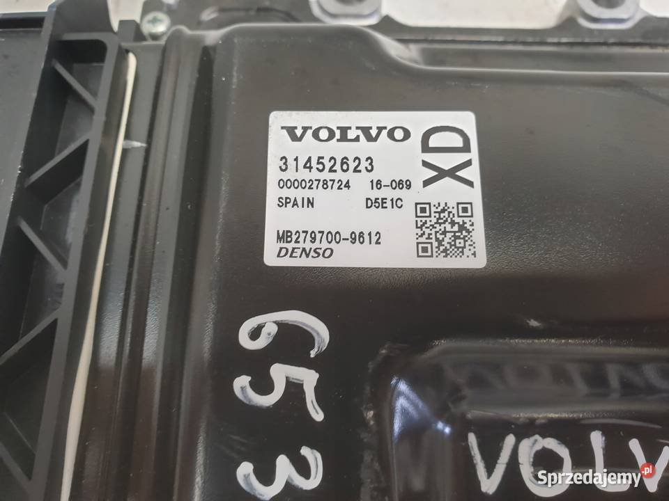Volvo V40 II 20 D2 STEROWNIK SILNIKA komputer Janów