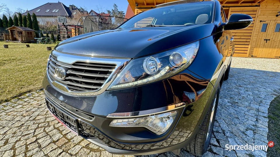 Kia Sportage 16 GDI 135 z Niemiec Tempomat kurtyny powietrzne Strzegom