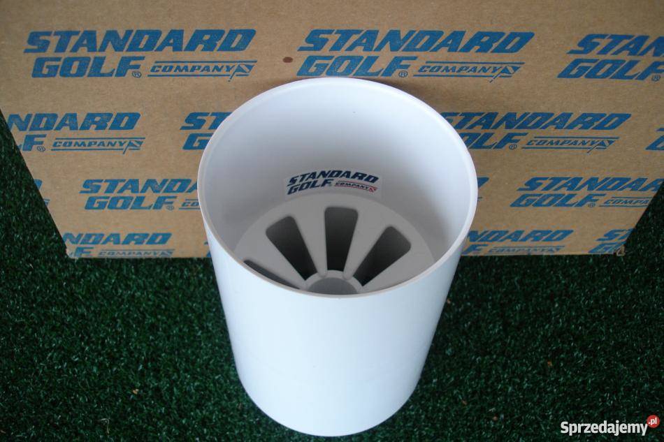 Dołki golfowe i maszty