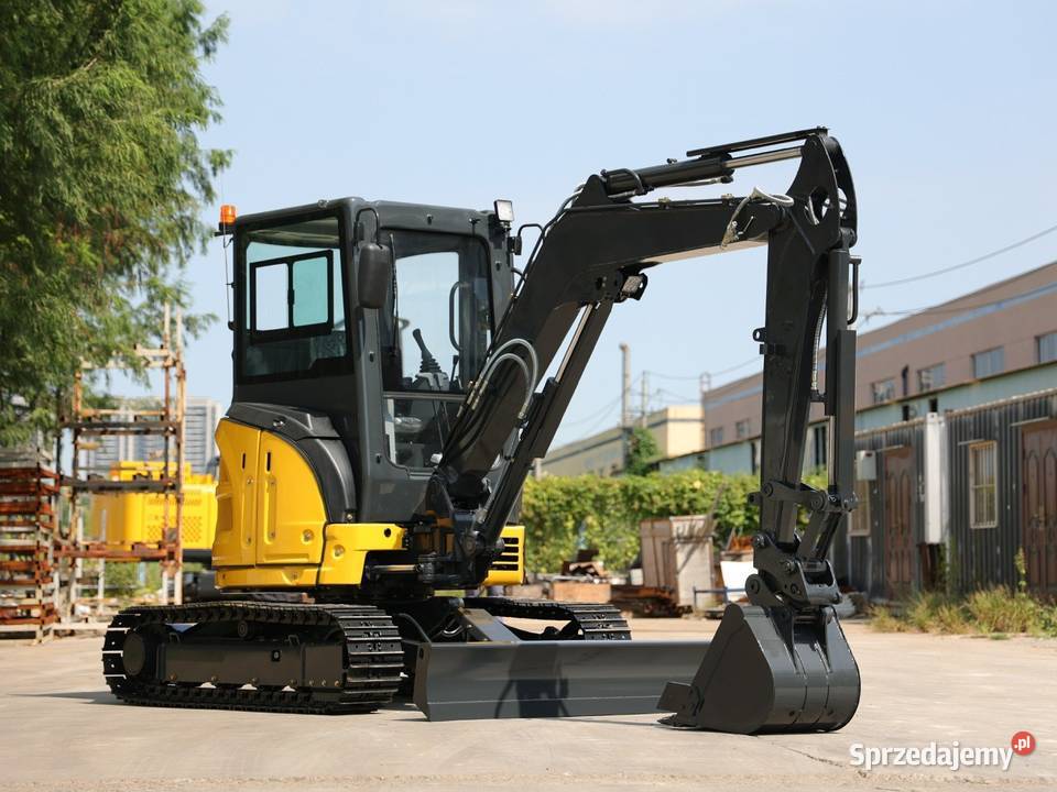 Minikoparka 4 t Mller Machinery MB 40 A silnik Pleszew