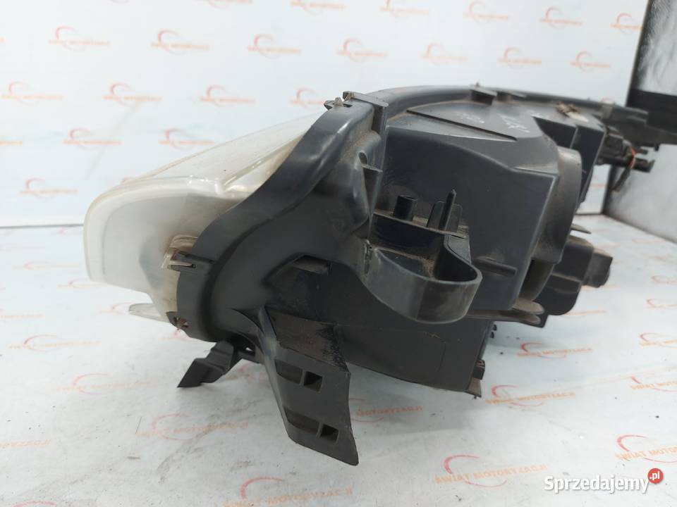 CITROEN DS4 13r lampa prawa przód 9674903680 Kielce