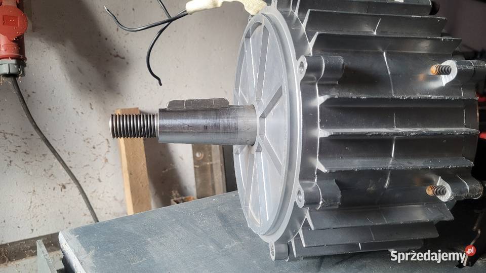 prądnica wolnoobrotowa trójfazowa